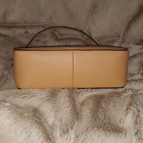 NWT! BEAUTIFUL!!! COACH beige glitter handbag. - Picture 4 of 8